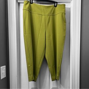 New! Antthony Original Stretch Pull-On Crop Pant